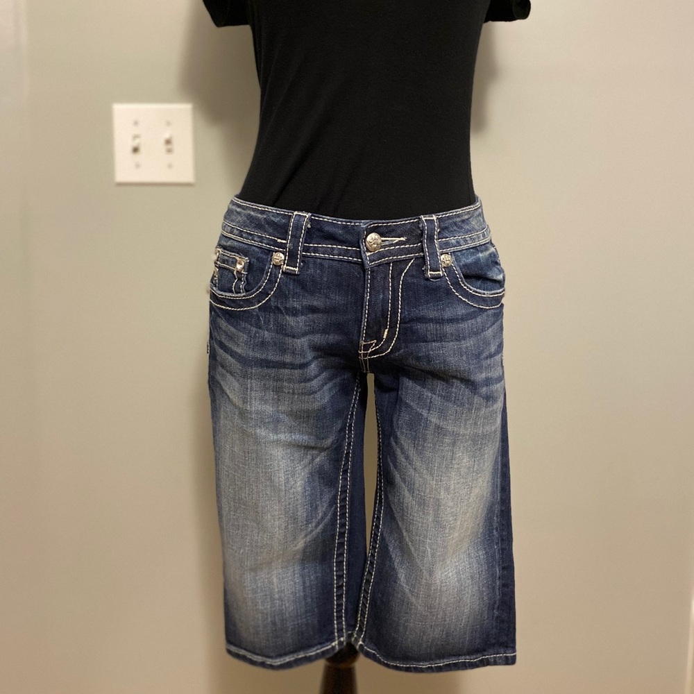 Miss Me Bermuda Shorts JE5837 size 28 preowned